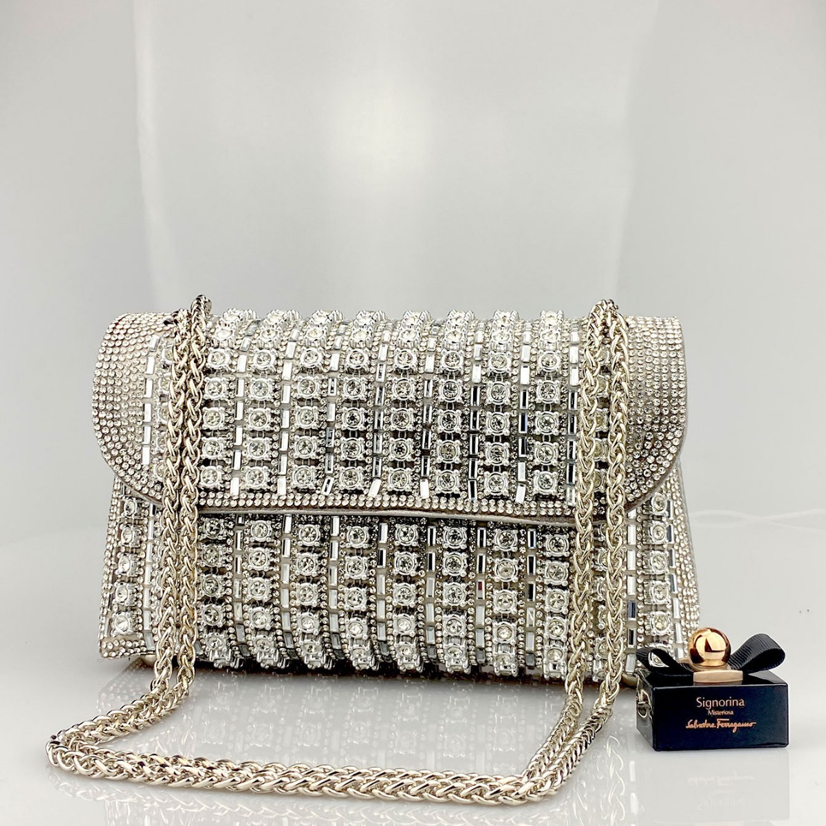 New Elegant Evening Dress Style Brooch-Adorned Clutch Bag with Rhinestones Chain Strap and Cheongsam Design for Formal Occasions - Image 3