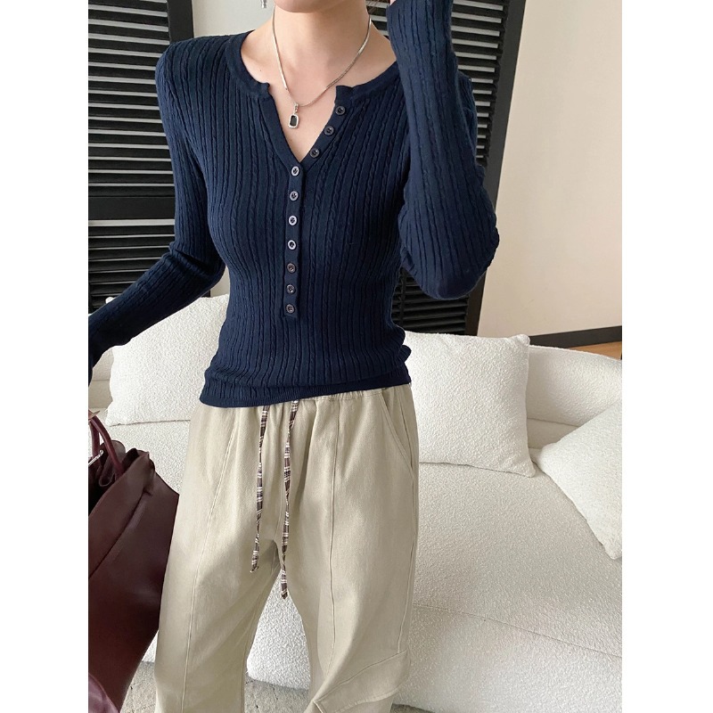 Southern Compass Old Money Style Textured Button-Down V-Neck Henley Knit Sweater Base Layer - Image 9