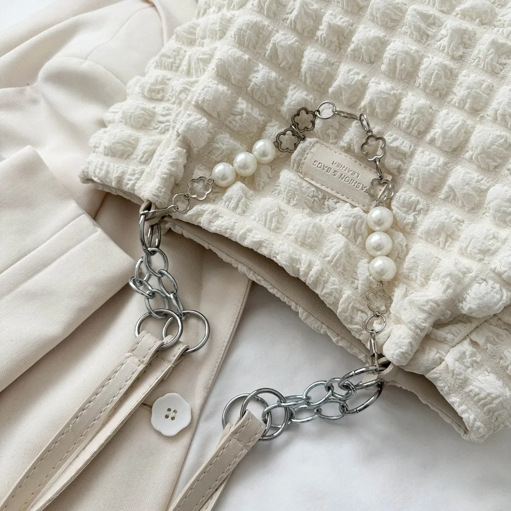 Bubble Textured Tote Bag - Image 10