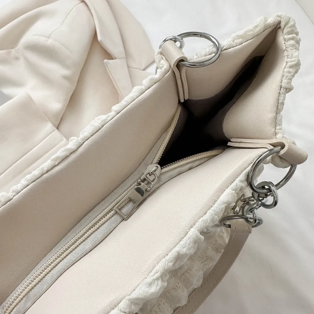 Bubble Textured Tote Bag - Image 11